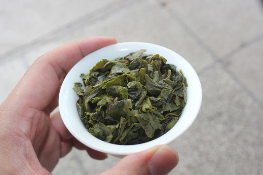 Unveiling the Delights and Benefits of Oolong Tea